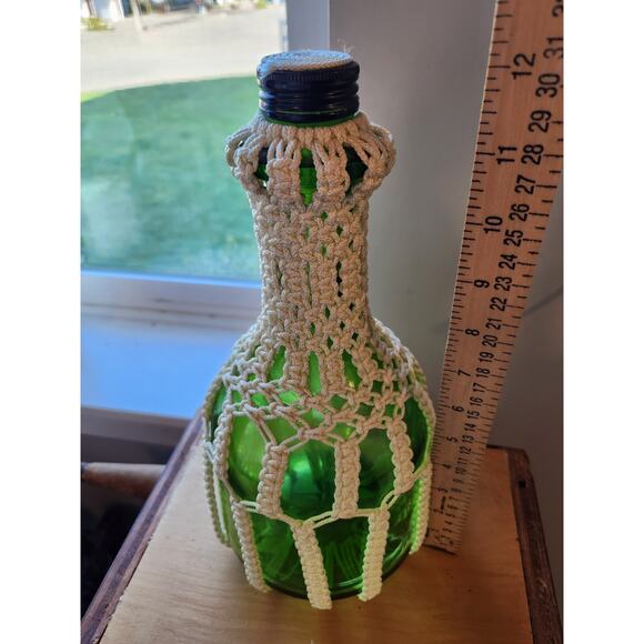 Vtg Retro Boho Macrame Green Wine Bottle French Country Farmhouse Decor - Picture 4 of 9